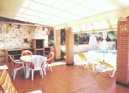 Villa Al-andalus Spainsunrentals 1051