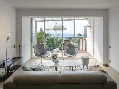 Villa Danlux Alba