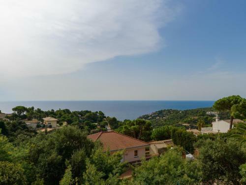 Villa Danlux Alba