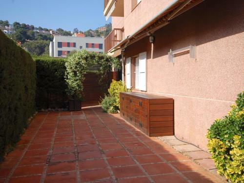 Lets Holidays Fantastic Terrace Apartment