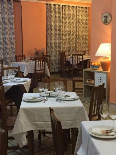 Hotel Hostal Asador La Monta�a