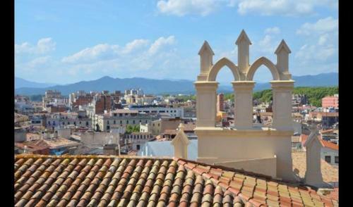 Ullastret Villa Sleeps 6 With Pool And Air Con