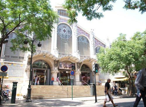 Apartup Central Market II