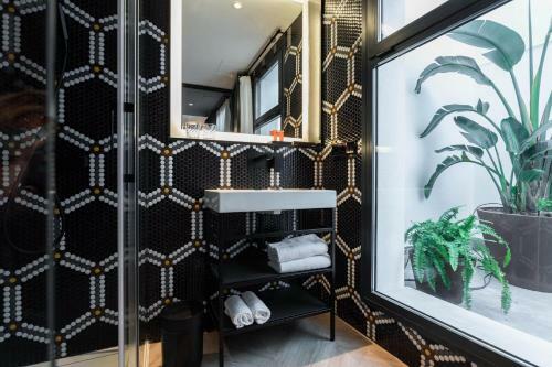 Hostal Reina 107 Beach Boutique