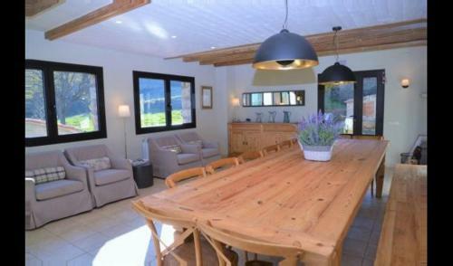 Vallcebre Villa Sleeps 22 With Pool
