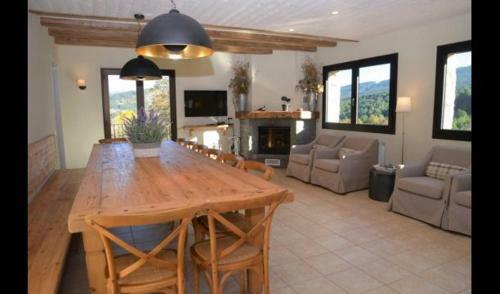 Vallcebre Villa Sleeps 22 With Pool