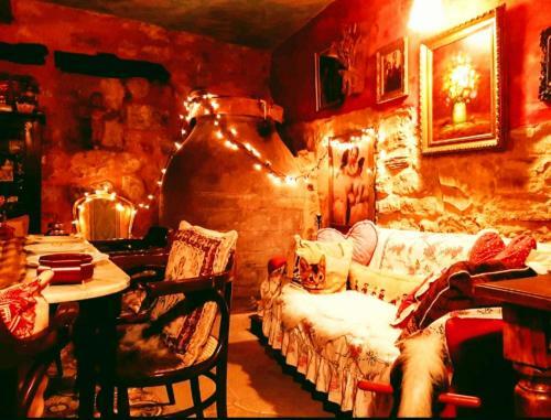 Hostal Room In Lodge - Romantic Getaway To Cuenca The Fifth
