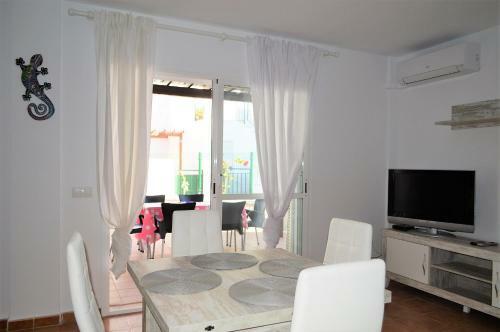 Ground Floor Apartment, Private Patio, East Facing