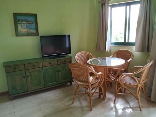 Apartamento Piso En La Playa Samil 2 C