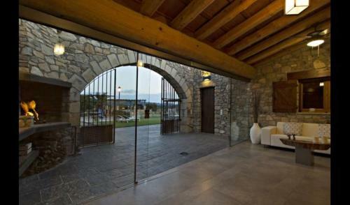 Villa In El Vilosell Sleeps 6 With Pool And Air Con