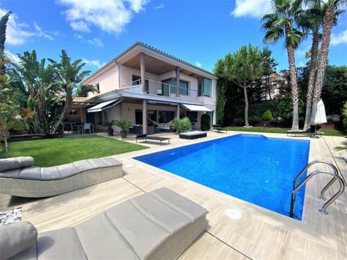 Villa N�ay