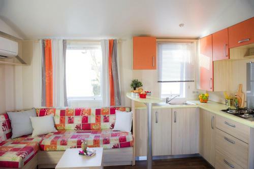 Vacanceselect Mobil Homes Camping Castell D'aro