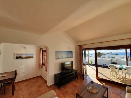 2 Bedroom Villa 'the Bungalow' With Private Heated Pool.