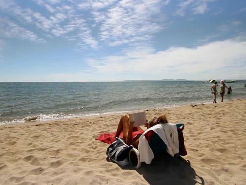 Apartment With Sea View, Walking Distance To The Beach