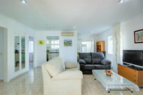 Casa Villa Requesens 139- Barneda Premium
