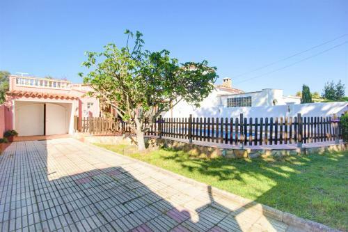 Casa Villa Requesens 139- Barneda Premium