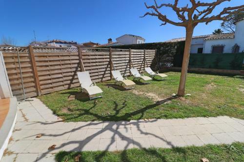 Peni 168 Empuriabrava