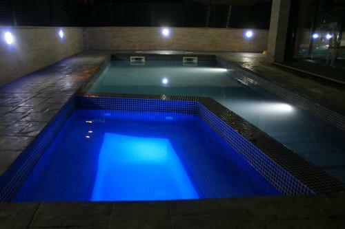 Villa Goldhome - Casa Piscina Privada Y Jacuzzi