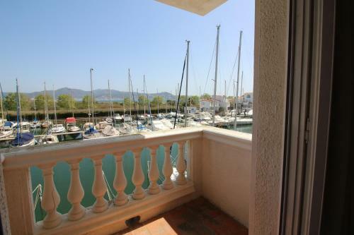 Basic Comfort Apartament Port Moxo 3�