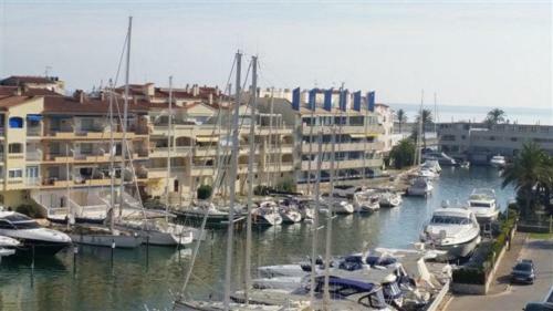 Apartamento Estudio Vistas Marina Y Mar Ref 295