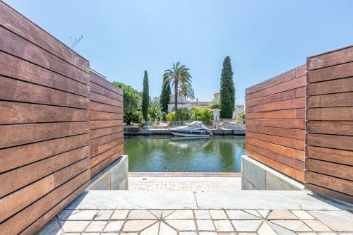Villa Apart-rent Casa Al Canal Llobregat