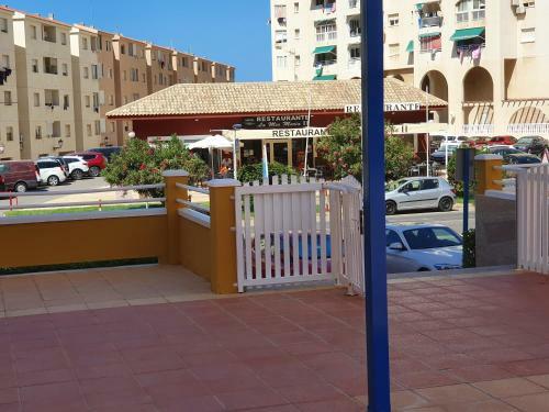 Puertomar Two Bedroom Apartment Lmhr37