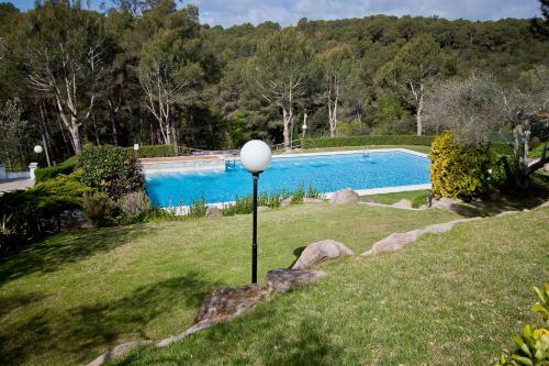 Tamariu Apartment Sleeps 6 With Pool