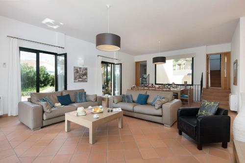 Josefa 4 Bedroom Villa, Cala Galdana