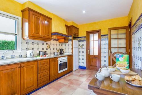 Cala Galdana Villa Sleeps 6 With Pool Air Con And Wifi