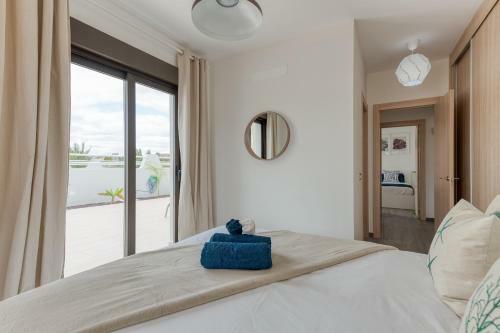 Apartment In Luxury Residential With Pool And Terrace