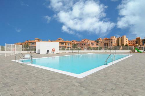 Apartment In Luxury Residential With Pool And Terrace