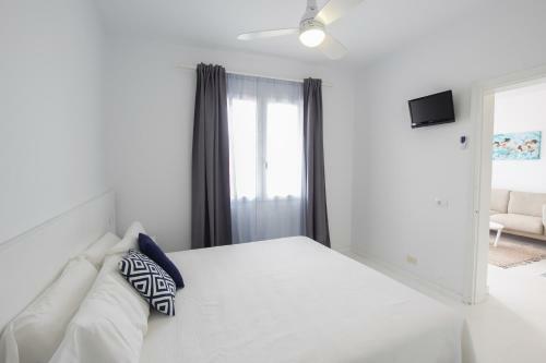 Cala Galdana Apartments