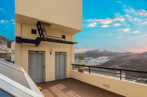 Luxury Apartment With Jacuzzi And Pool Access