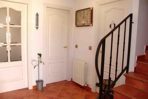 Coma-ruga Villa Sleeps 8 Pool