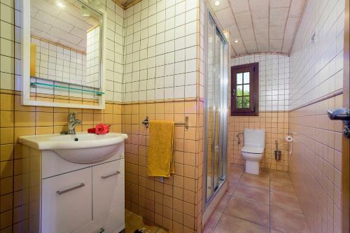 Son Macia Villa Sleeps 6 Pool Air Con Wifi