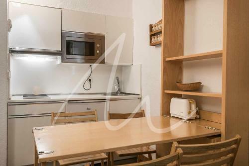 Apartamento Bonaigua 006 By Seamount Rentals