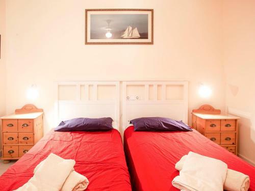 Elegant Holiday Home In Cala D'or With Swimming Pool