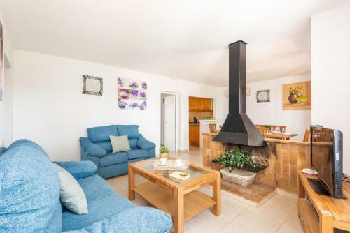 San Jaime Mediterraneo Villa Sleeps 8 With Pool