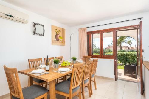 San Jaime Mediterraneo Villa Sleeps 8 With Pool
