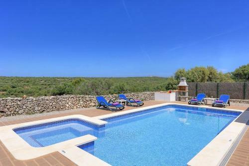 Binibequer Vell Villa Sleeps 6 With Pool Air Con And Wifi