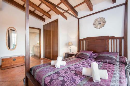 Binibequer Vell Villa Sleeps 8 With Pool Air Con And Wifi