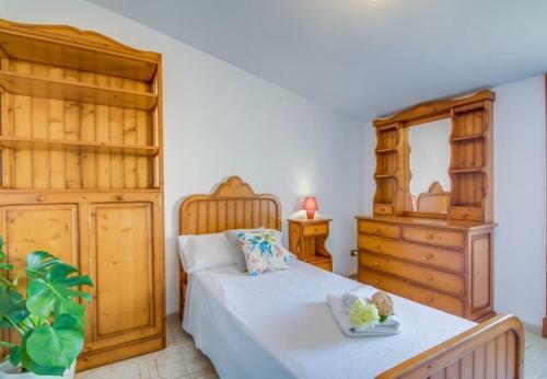 Playa de Muro Villa Sleeps 8 With Air Con