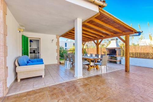 Villa Miquel