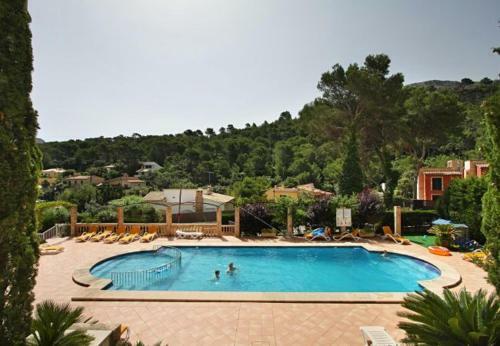 Sant Vicent de Sa Cala Apartment Sleeps 4 With Pool And Wifi
