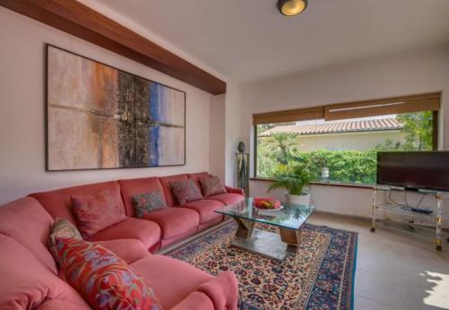 Sant Vicent de Sa Cala Holiday Home Sleeps 6 With Wifi