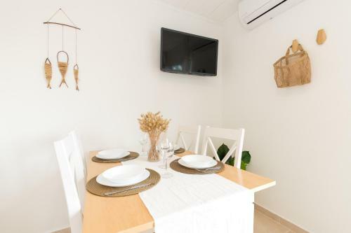 Moderno Apartamento En Calan Bosch- C10