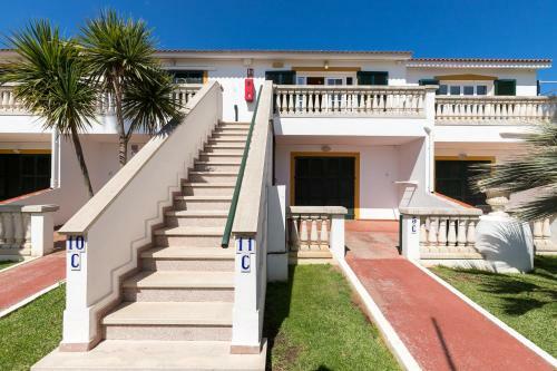 Moderno Apartamento En Calan Bosch- C10