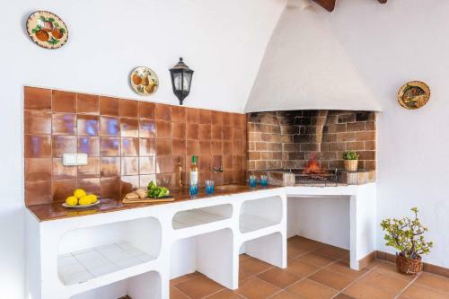 Petunia 3 Bedroom Villa, Cala'n Bosch