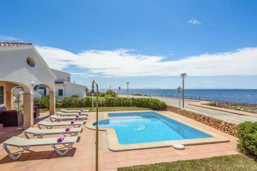 Cap D'artrutx Villa Sleeps 6 With Pool Air Con And Wifi