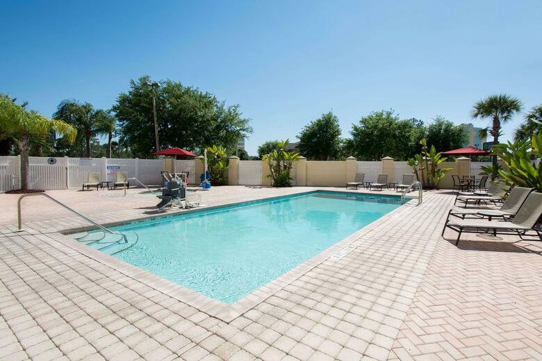 Hotel Comfort Suites Universal Studios Area